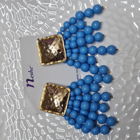 Beaded earrings. - Picture 3 of 5